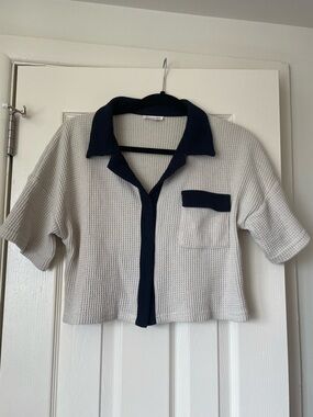 Woodrose Deli Waffle Bowling Shirt Beige Navy Cropped Button Up Knit Top XS
